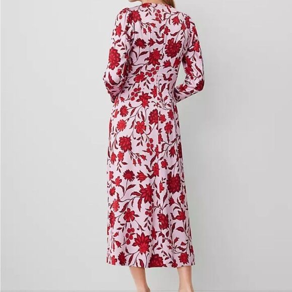 ANN TAYLOR Ruched Midi Dress Pink‎ Red Satin Floral Round Neck Slit Size 2P - Picture 4 of 16